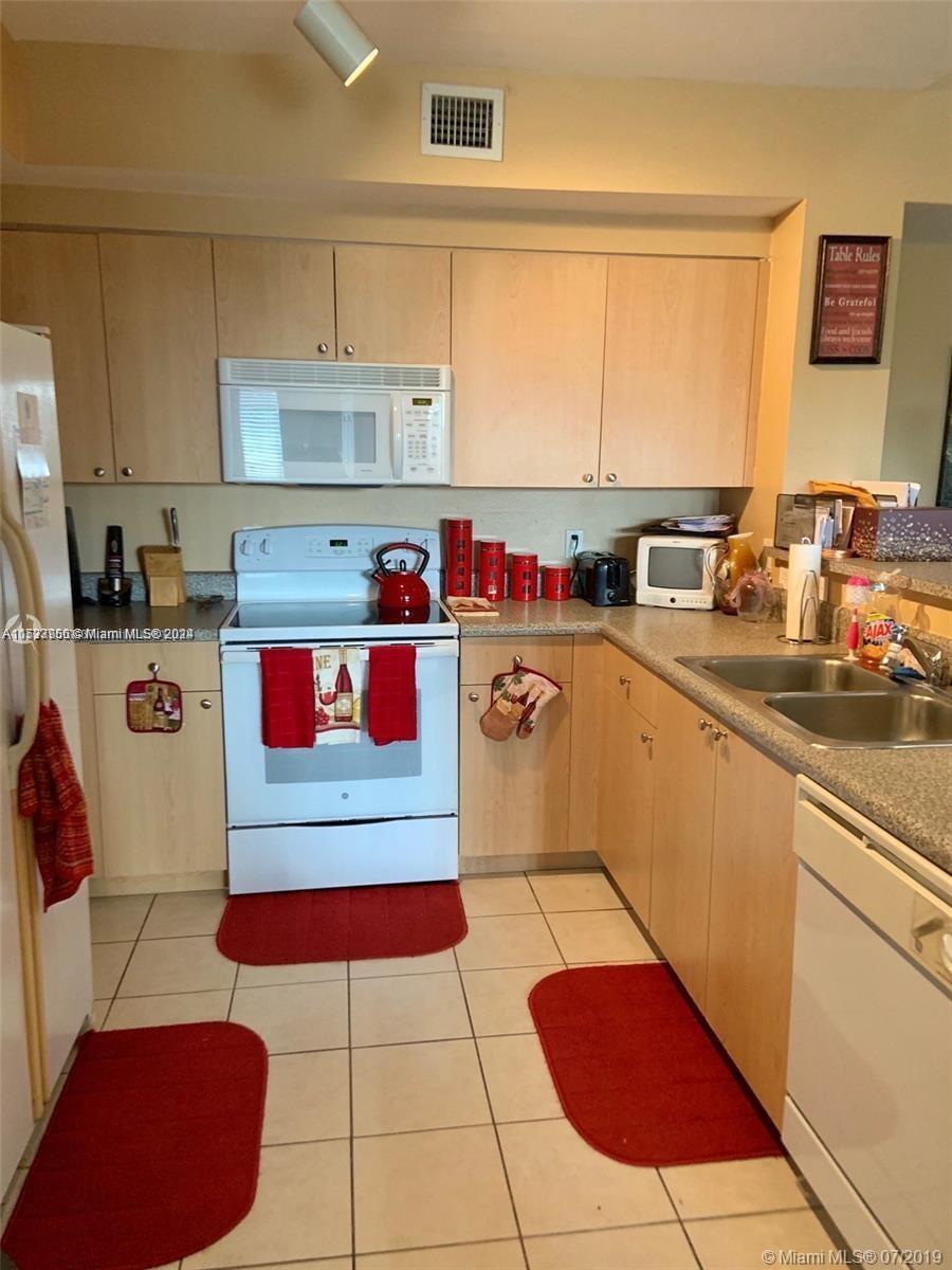 Tamarac, Florida 33321, 2 Bedrooms Bedrooms, ,2 BathroomsBathrooms,Residentiallease,For Rent,A11533956