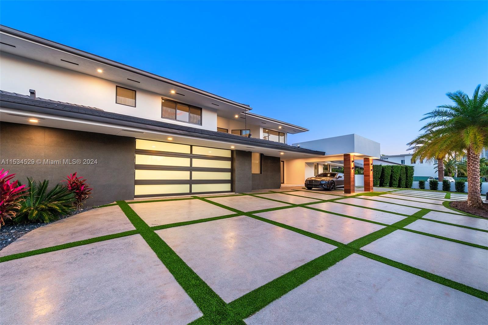 607 Palm Dr, Hallandale Beach, FL, 33009 United States, 5 Bedrooms Bedrooms, ,6 BathroomsBathrooms,Residential,For Sale,Palm Dr,A11534529