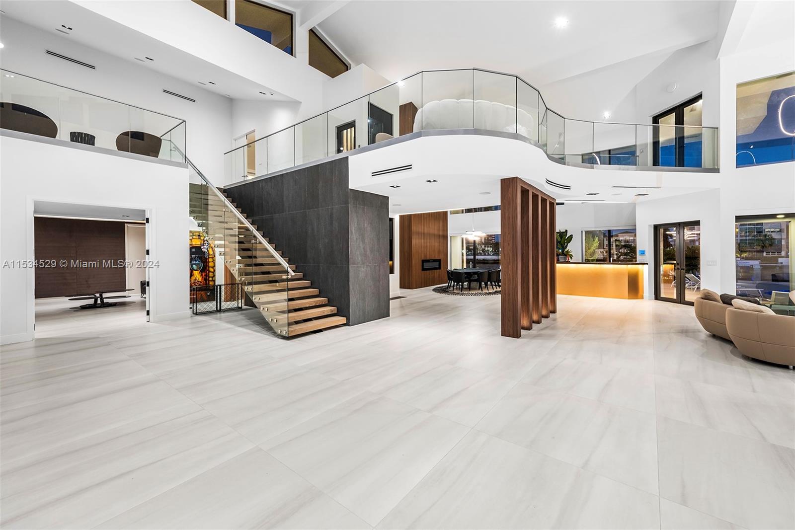 607 Palm Dr, Hallandale Beach, FL, 33009 United States, 5 Bedrooms Bedrooms, ,6 BathroomsBathrooms,Residential,For Sale,Palm Dr,A11534529