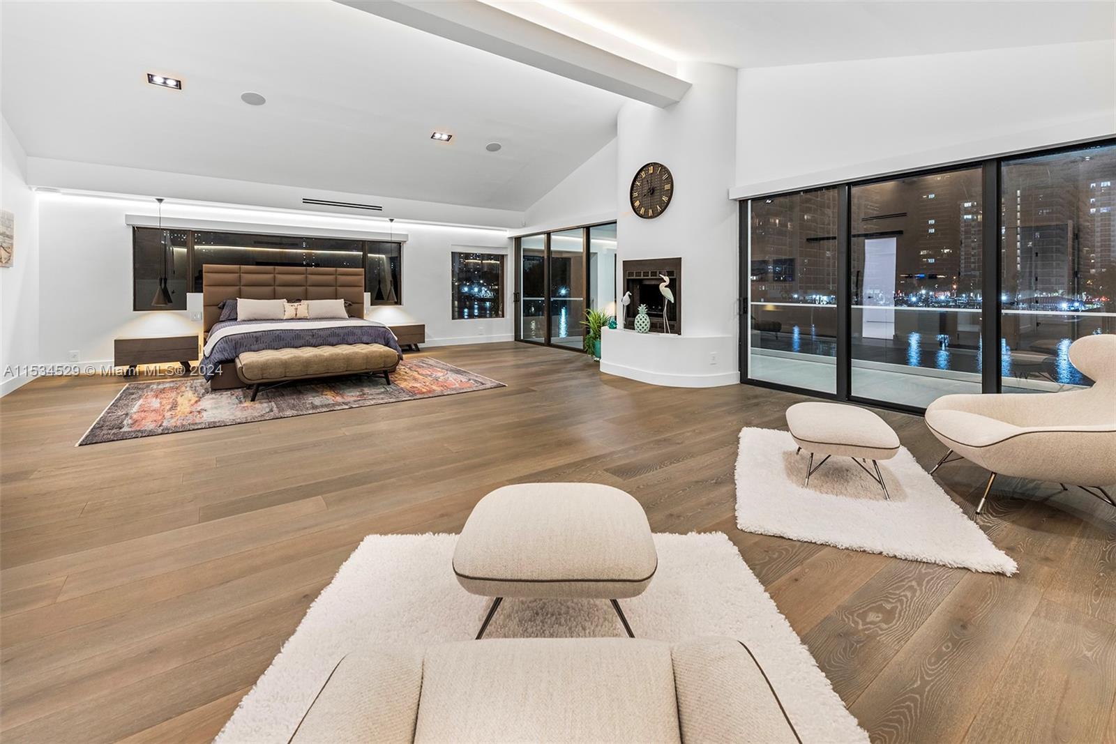 607 Palm Dr, Hallandale Beach, Florida 33009, 5 Bedrooms Bedrooms, ,6 BathroomsBathrooms,Residential,For Sale,607 Palm Dr,A11534529