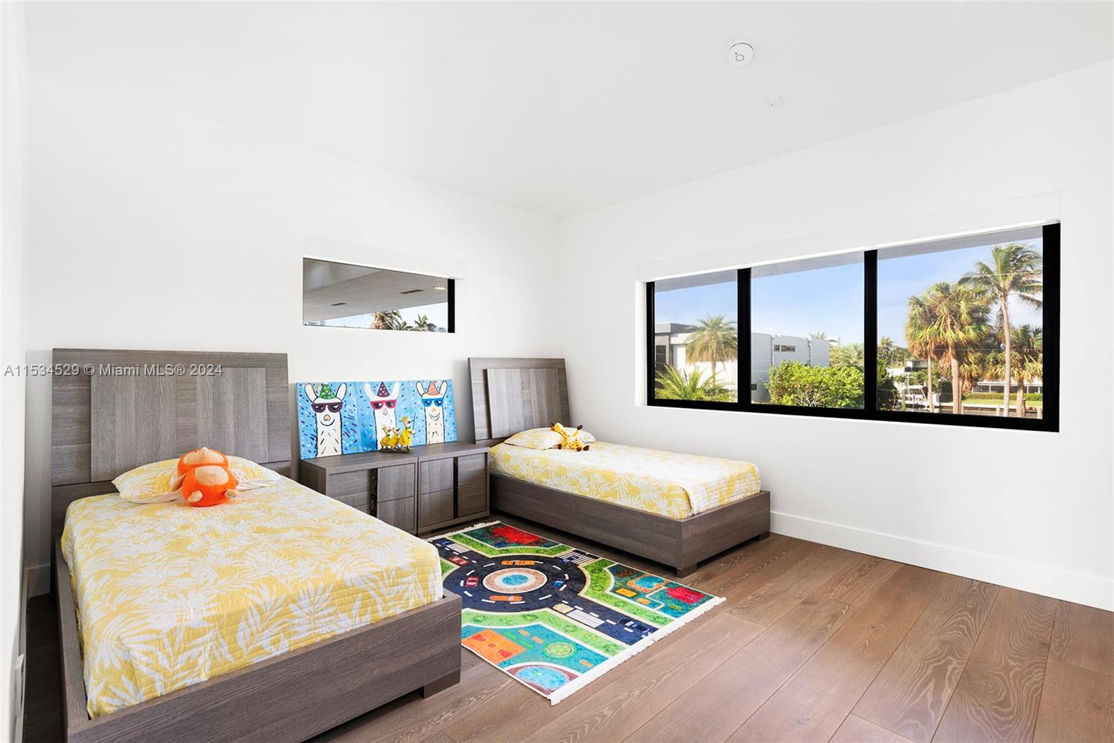 607 Palm Dr, Hallandale Beach, Florida 33009, 5 Bedrooms Bedrooms, ,6 BathroomsBathrooms,Residential,For Sale,607 Palm Dr,A11534529