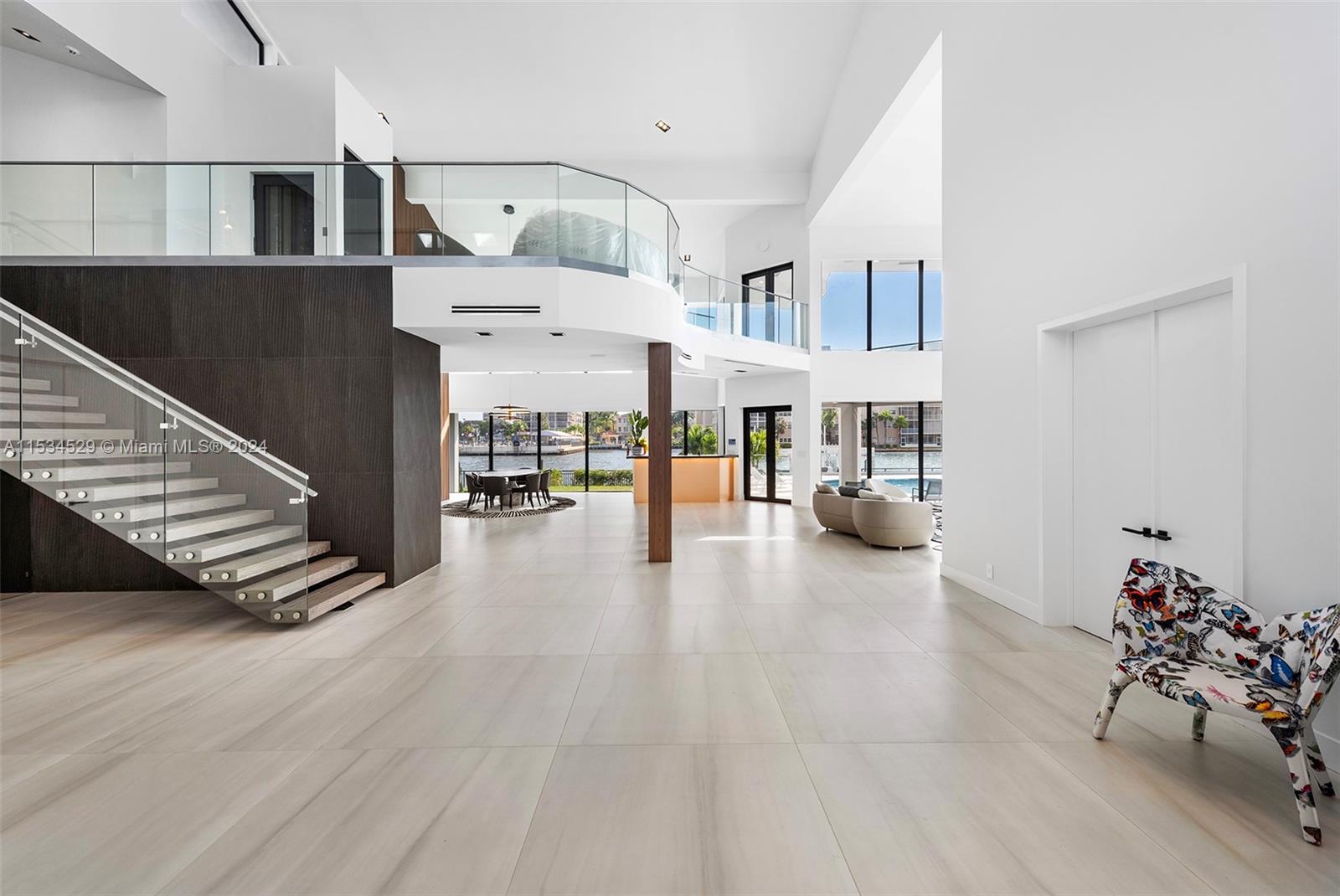 607 Palm Dr, Hallandale Beach, Florida 33009, 5 Bedrooms Bedrooms, ,6 BathroomsBathrooms,Residential,For Sale,607 Palm Dr,A11534529