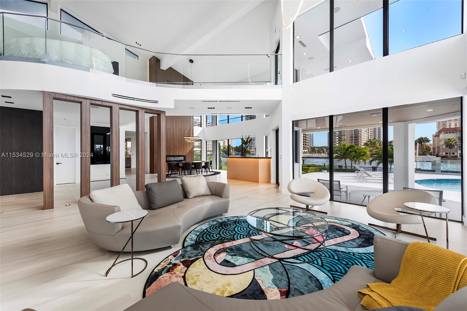 607 Palm Dr, Hallandale Beach, Florida 33009, 5 Bedrooms Bedrooms, ,6 BathroomsBathrooms,Residential,For Sale,607 Palm Dr,A11534529