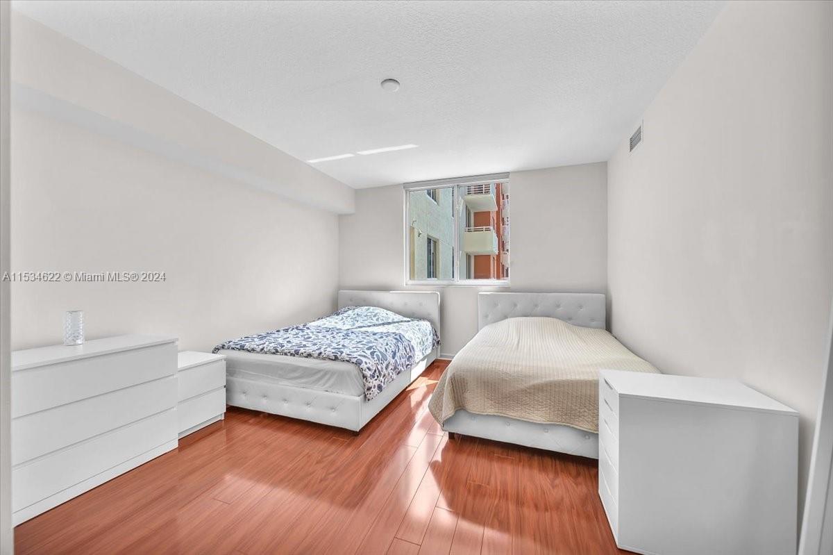 18800 29th Ave, Aventura, FL, 33180 United States, 1 Bedroom Bedrooms, ,1 BathroomBathrooms,Residential,For Sale,29th Ave,A11534622