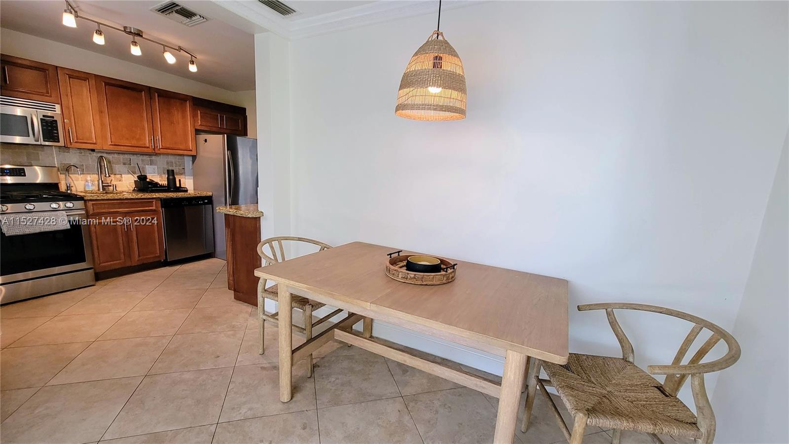 5364 NE 4th Ave, Oakland Park, Florida 33334, 3 Bedrooms Bedrooms, ,2 BathroomsBathrooms,Residential,For Sale,5364 NE 4th Ave,A11527428