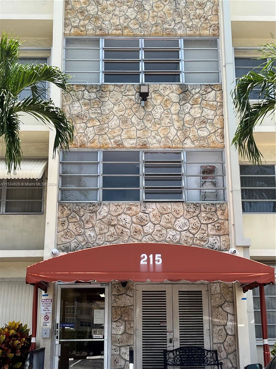 215 SE 3rd Ave 301B, Hallandale Beach, Florida 33009, 1 Bedroom Bedrooms, ,1 BathroomBathrooms,Residential,For Sale,215 SE 3rd Ave 301B,A11534626