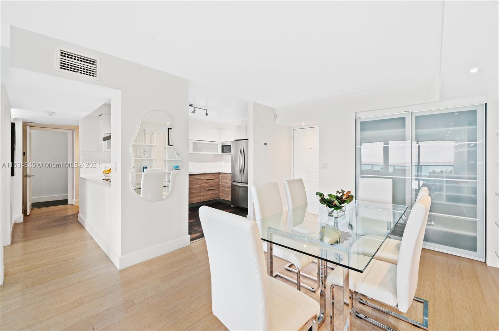 100 Bayview Dr 1407, Sunny Isles Beach, Florida 33160, 2 Bedrooms Bedrooms, ,2 BathroomsBathrooms,Residentiallease,For Rent,100 Bayview Dr 1407,A11534645