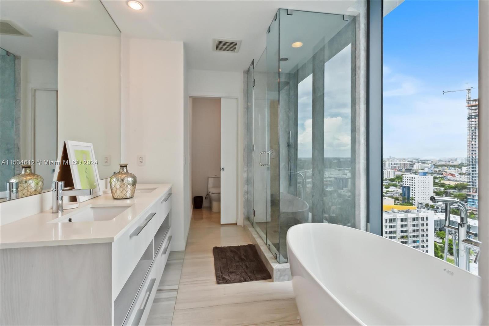 480 NE 31 st 2307, Miami, Florida 33137, 3 Bedrooms Bedrooms, ,3 BathroomsBathrooms,Residentiallease,For Rent,480 NE 31 st 2307,A11534612