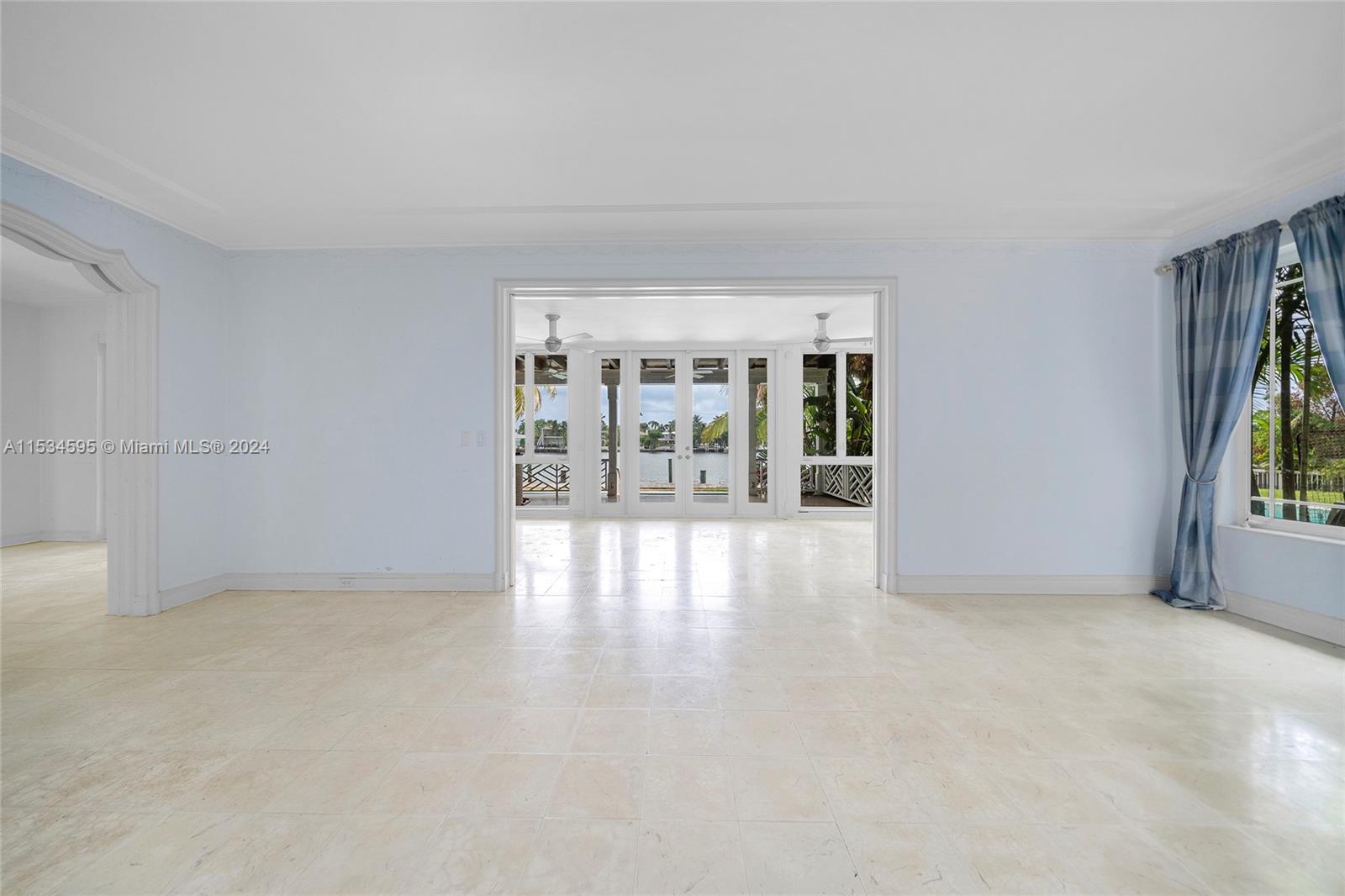 325 San Marino Dr, Miami Beach, FL, 33139 United States, 4 Bedrooms Bedrooms, ,3 BathroomsBathrooms,Residential,For Sale,San Marino Dr,A11534595