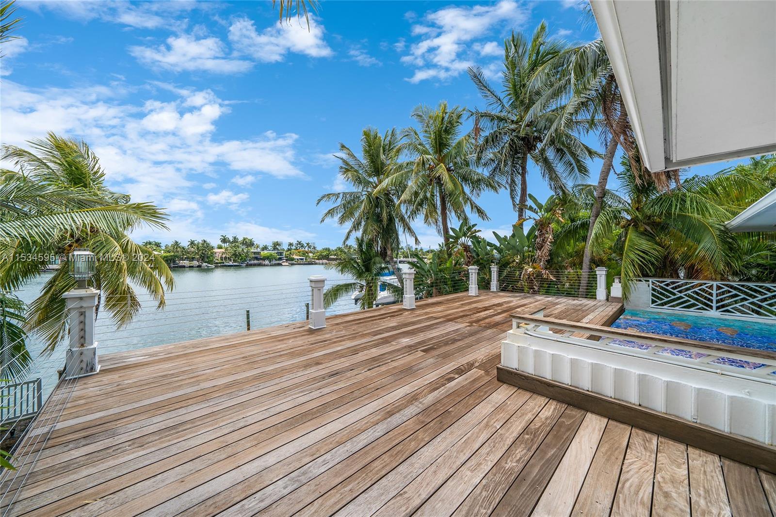 325 San Marino Dr, Miami Beach, FL, 33139 United States, 4 Bedrooms Bedrooms, ,3 BathroomsBathrooms,Residential,For Sale,San Marino Dr,A11534595