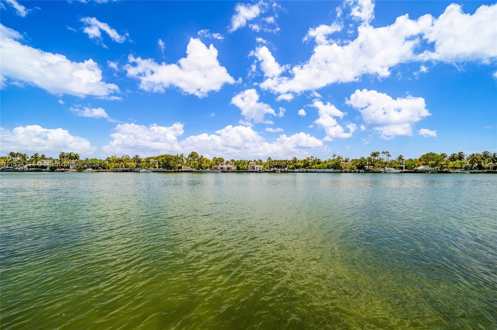 6484 India Creek Dr 202, Miami Beach, Florida 33141, ,1 BathroomBathrooms,Residential,For Sale,6484 India Creek Dr 202,A11534311