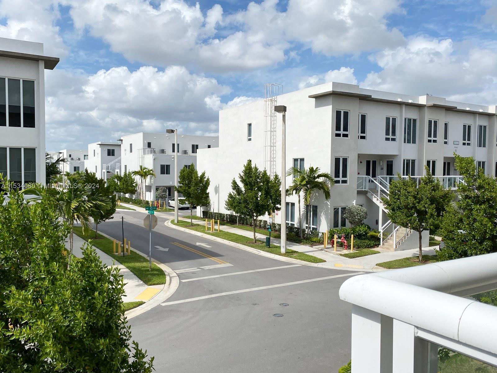 10220 NW 63rd Ter 213, Doral, Florida 33178, 3 Bedrooms Bedrooms, ,3 BathroomsBathrooms,Residentiallease,For Rent,10220 NW 63rd Ter 213,A11534680