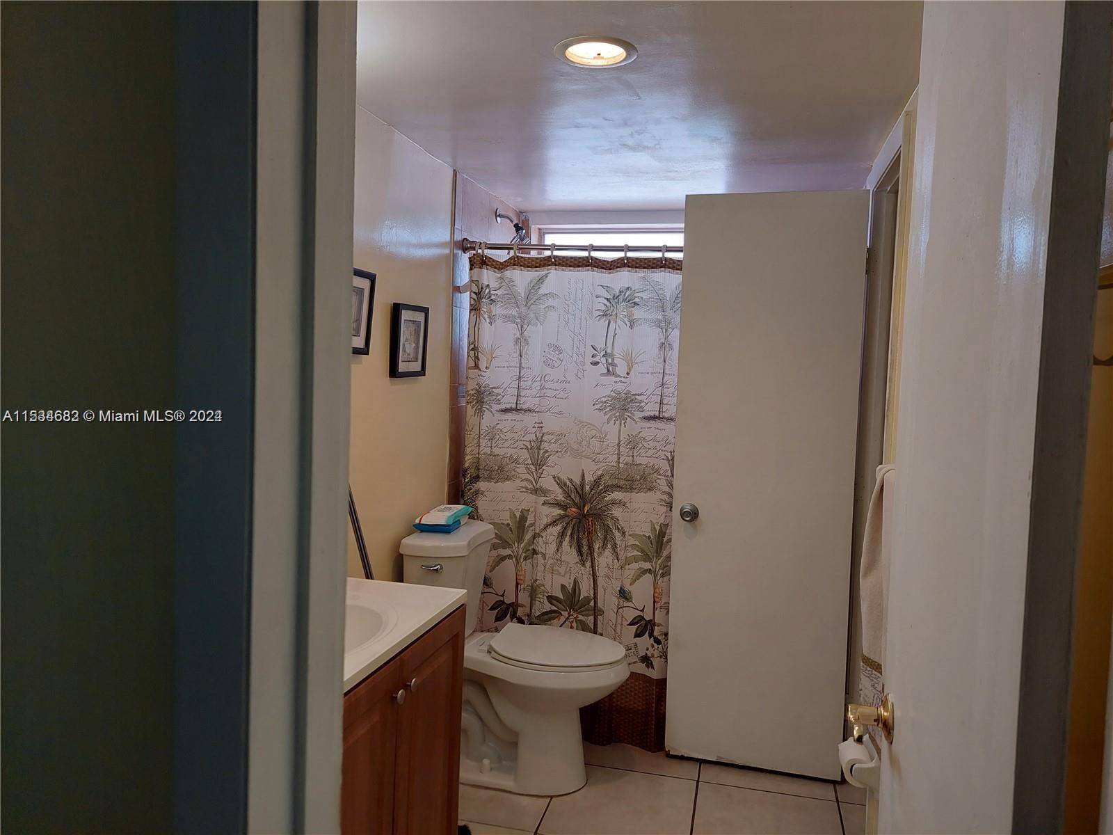 1333 E Hallandale Beach Blvd 134, Hallandale Beach, Florida 33009, 1 Bedroom Bedrooms, ,1 BathroomBathrooms,Residential,For Sale,1333 E Hallandale Beach Blvd 134,A11534682