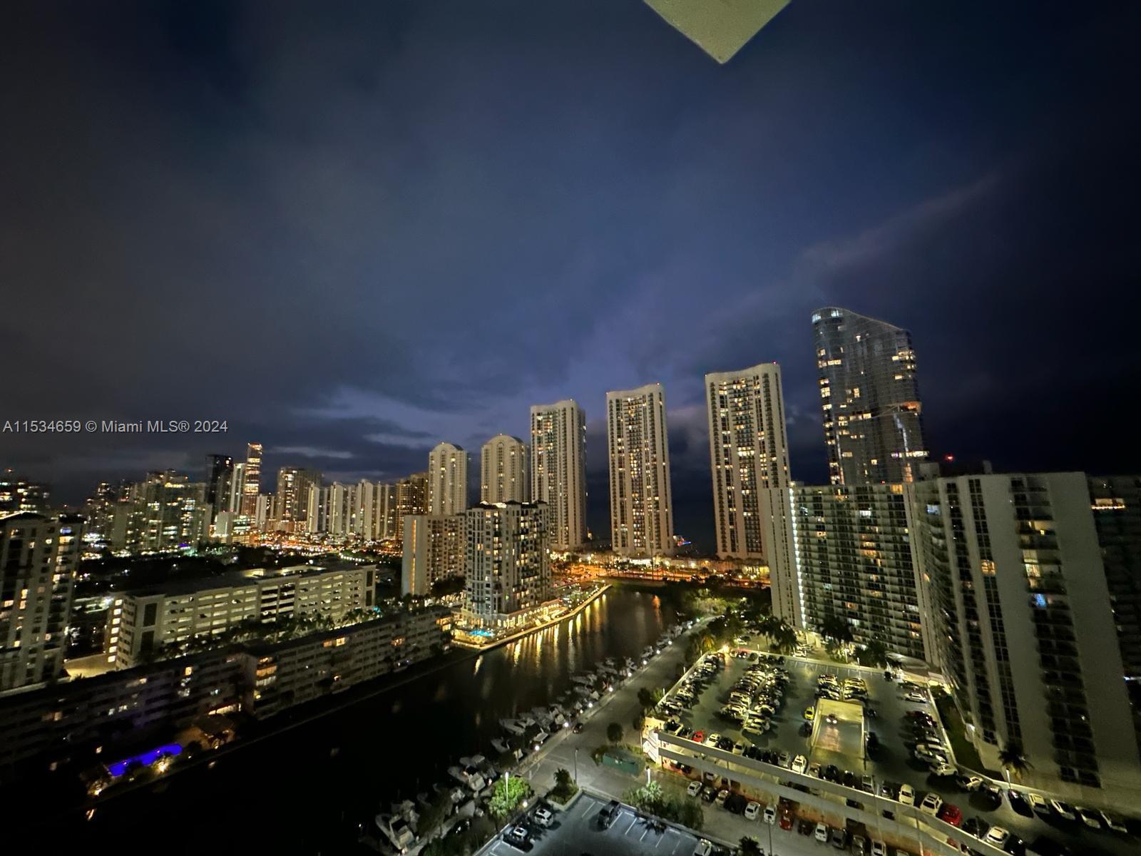 300 Bayview Dr, Sunny Isles Beach, FL, 33160 United States, 2 Bedrooms Bedrooms, ,2 BathroomsBathrooms,Residential,For Sale,Bayview Dr,A11534659