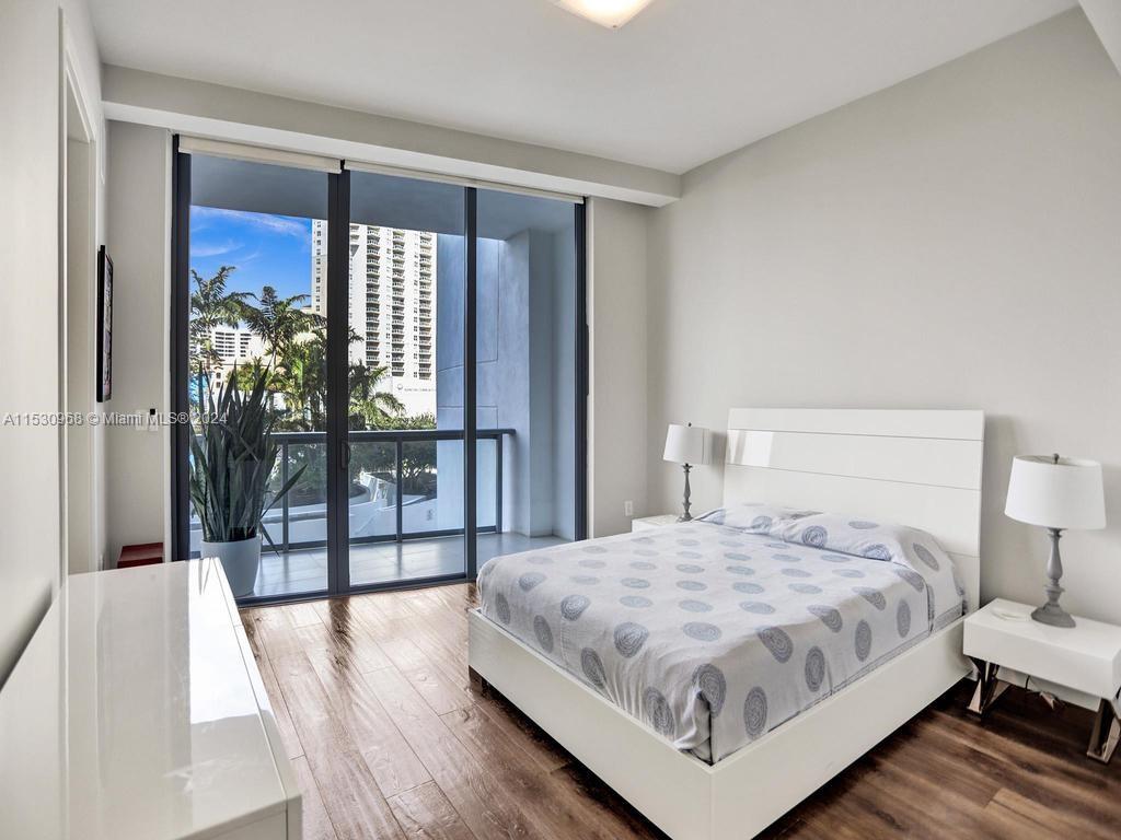 3250 NE 188th St 207, Aventura, Florida 33180, 3 Bedrooms Bedrooms, ,4 BathroomsBathrooms,Residential,For Sale,3250 NE 188th St 207,A11530968