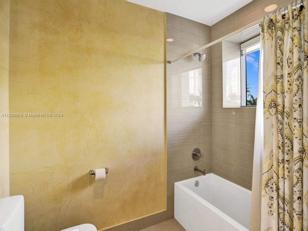 3250 188th St, Aventura, FL, 33180 United States, 3 Bedrooms Bedrooms, ,4 BathroomsBathrooms,Residential,For Sale,188th St,A11530968