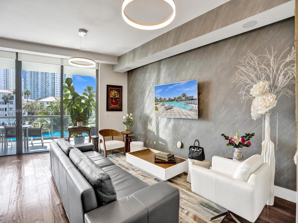 3250 NE 188th St 207, Aventura, Florida 33180, 3 Bedrooms Bedrooms, ,4 BathroomsBathrooms,Residential,For Sale,3250 NE 188th St 207,A11530968