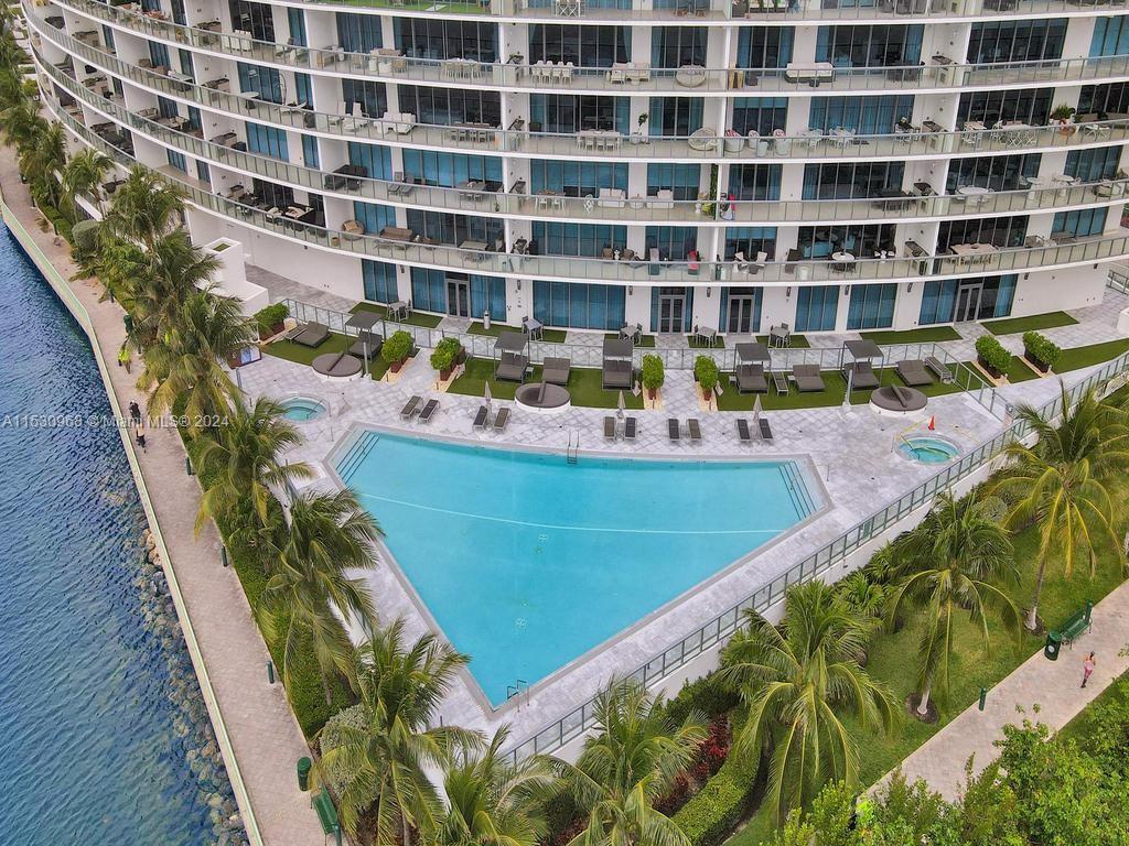 3250 NE 188th St 207, Aventura, Florida 33180, 3 Bedrooms Bedrooms, ,4 BathroomsBathrooms,Residential,For Sale,3250 NE 188th St 207,A11530968