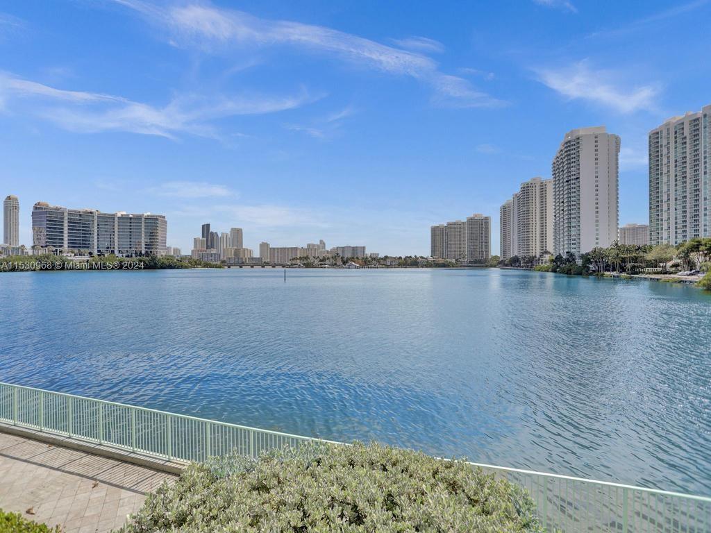 3250 NE 188th St 207, Aventura, Florida 33180, 3 Bedrooms Bedrooms, ,4 BathroomsBathrooms,Residential,For Sale,3250 NE 188th St 207,A11530968