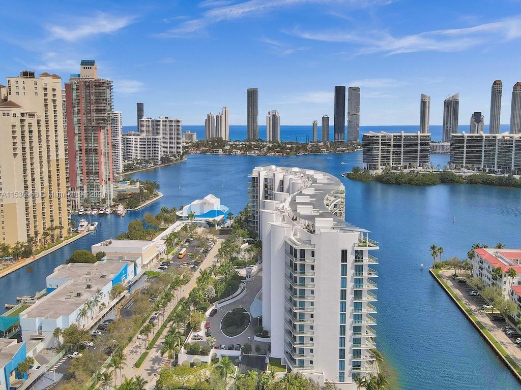 3250 NE 188th St 207, Aventura, Florida 33180, 3 Bedrooms Bedrooms, ,4 BathroomsBathrooms,Residential,For Sale,3250 NE 188th St 207,A11530968