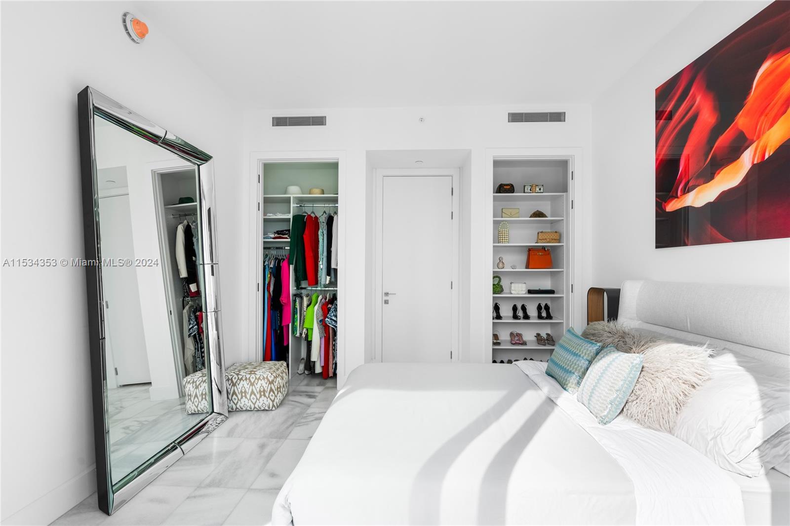 700 NE 26th Ter 1404, Miami, Florida 33137, 1 Bedroom Bedrooms, ,1 BathroomBathrooms,Residential,For Sale,700 NE 26th Ter 1404,A11534353