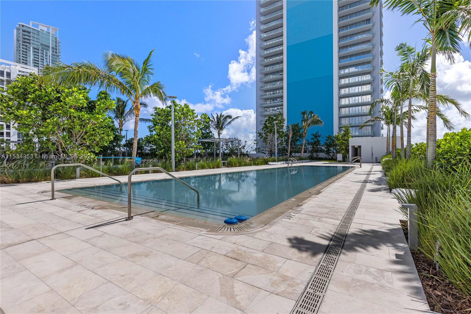 700 NE 26th Ter 1404, Miami, Florida 33137, 1 Bedroom Bedrooms, ,1 BathroomBathrooms,Residential,For Sale,700 NE 26th Ter 1404,A11534353
