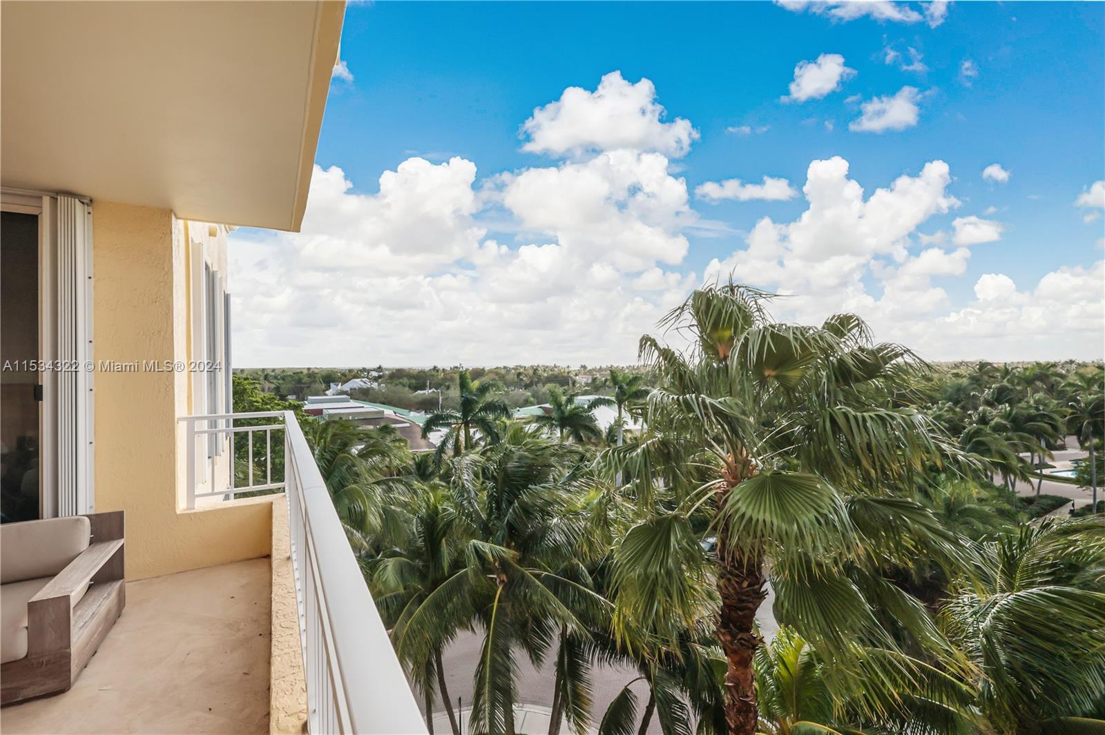 765 Crandon Blvd, Key Biscayne, FL, 33149 United States, 3 Bedrooms Bedrooms, ,4 BathroomsBathrooms,Residential,For Sale,Crandon Blvd,A11534322