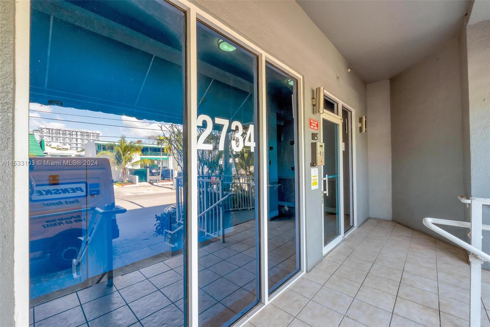 2734 Bird Ave 202, Miami, Florida 33133, 1 Bedroom Bedrooms, ,1 BathroomBathrooms,Residential,For Sale,2734 Bird Ave 202,A11533103