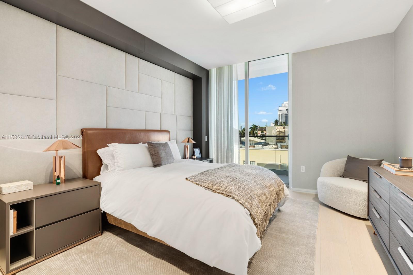 300 Collins Ave, Miami Beach, FL, 33139 United States, 3 Bedrooms Bedrooms, ,3 BathroomsBathrooms,Residential,For Sale,Collins Ave,A11532647