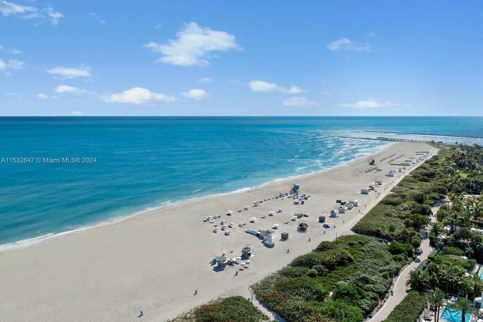 300 Collins Ave 4C, Miami Beach, Florida 33139, 3 Bedrooms Bedrooms, ,3 BathroomsBathrooms,Residential,For Sale,300 Collins Ave 4C,A11532647