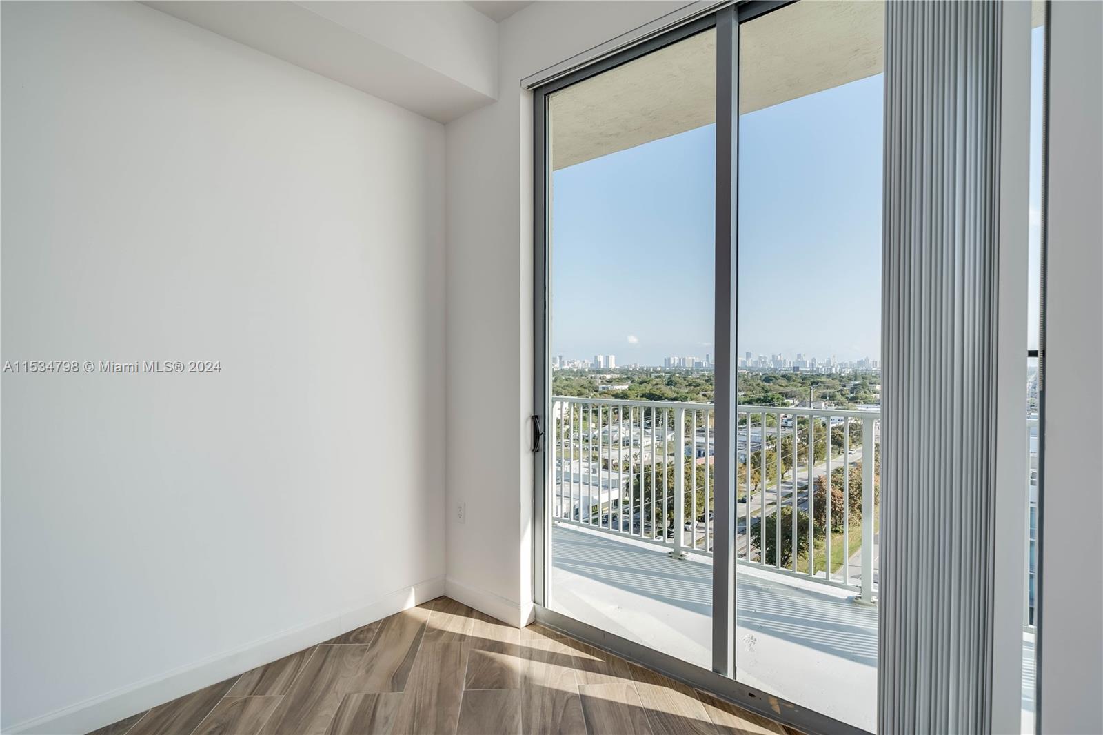 140 S Dixie Hwy 1029, Hollywood, Florida 33020, 2 Bedrooms Bedrooms, ,2 BathroomsBathrooms,Residentiallease,For Rent,140 S Dixie Hwy 1029,A11534798