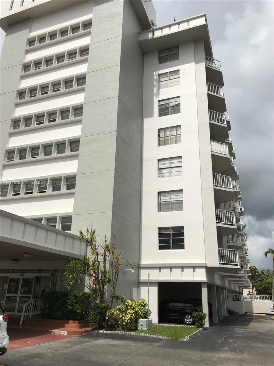 16710 NE 9th Ave 408, North Miami Beach, Florida 33162, 1 Bedroom Bedrooms, ,1 BathroomBathrooms,Residentiallease,For Rent,16710 NE 9th Ave 408,A11534815