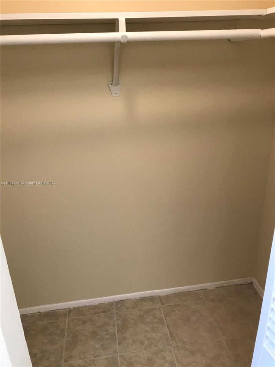 16710 NE 9th Ave 408, North Miami Beach, Florida 33162, 1 Bedroom Bedrooms, ,1 BathroomBathrooms,Residentiallease,For Rent,16710 NE 9th Ave 408,A11534815