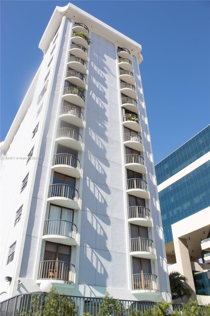 66 Valencia Ave 602A, Coral Gables, Florida 33134, 2 Bedrooms Bedrooms, ,2 BathroomsBathrooms,Residentiallease,For Rent,66 Valencia Ave 602A,A11534571