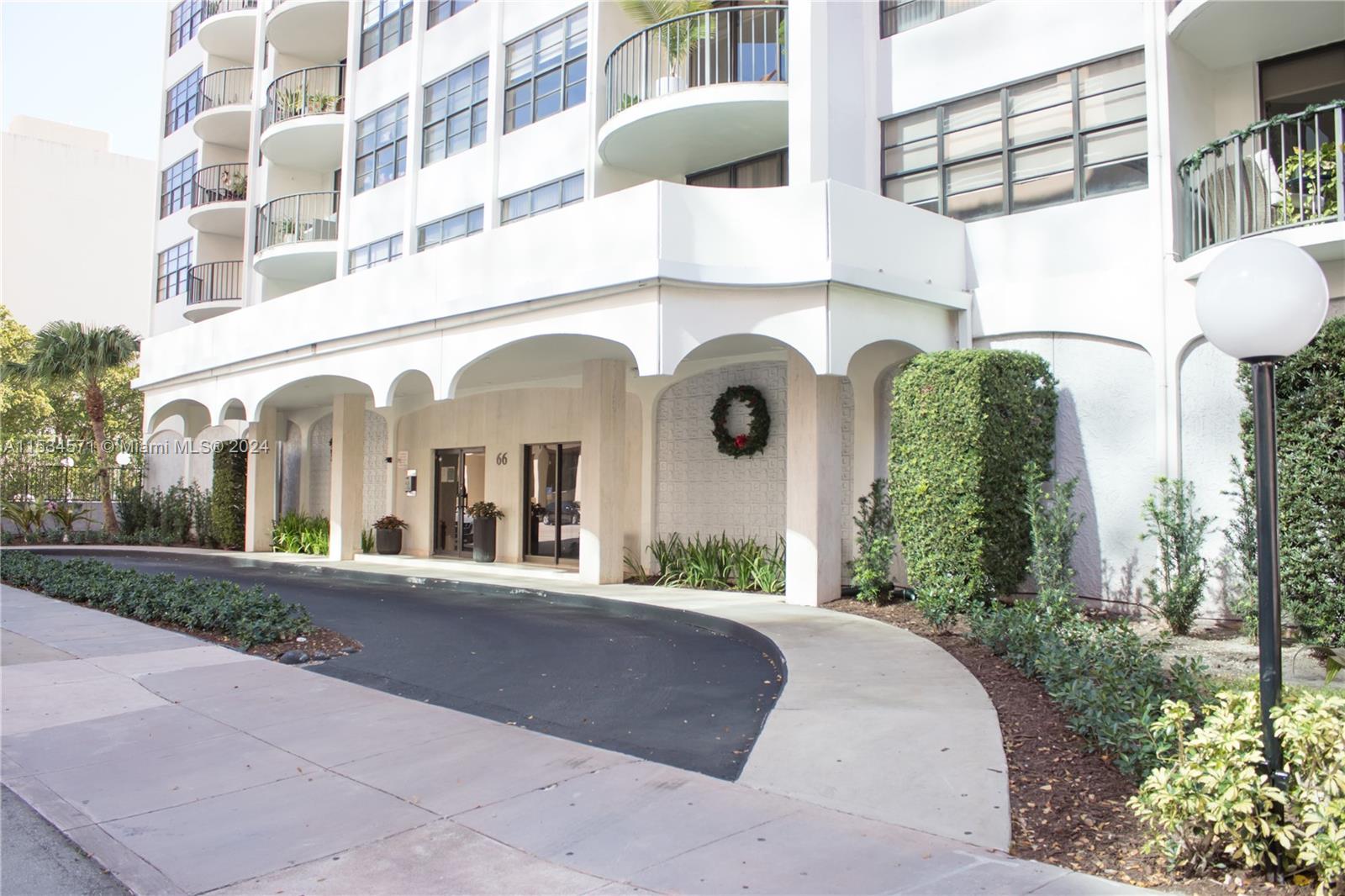 66 Valencia Ave 602A, Coral Gables, Florida 33134, 2 Bedrooms Bedrooms, ,2 BathroomsBathrooms,Residentiallease,For Rent,66 Valencia Ave 602A,A11534571