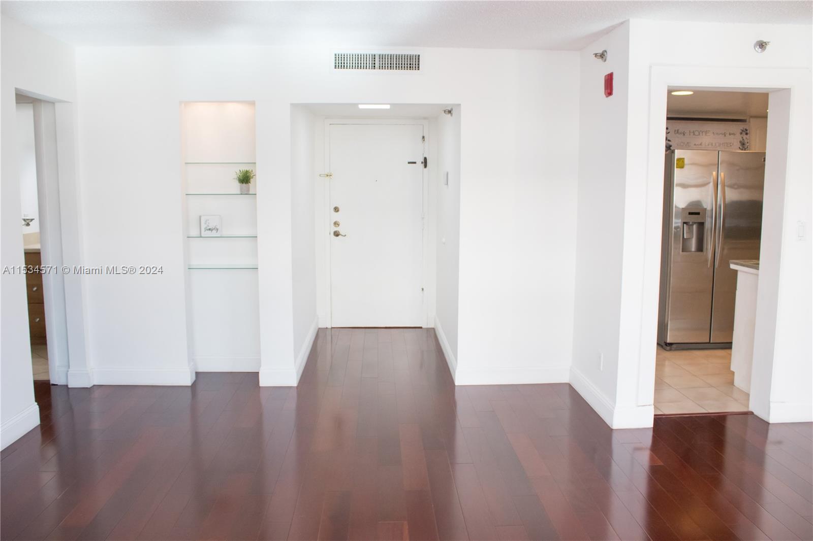 66 Valencia Ave 602A, Coral Gables, Florida 33134, 2 Bedrooms Bedrooms, ,2 BathroomsBathrooms,Residentiallease,For Rent,66 Valencia Ave 602A,A11534571