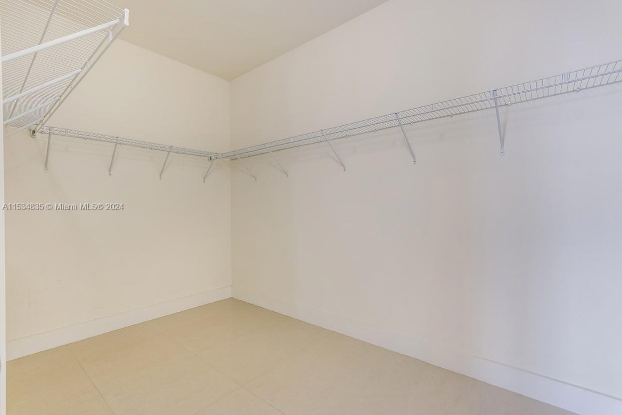 6950 NW 104th Ct, Doral, Florida 33178, 4 Bedrooms Bedrooms, ,4 BathroomsBathrooms,Residential,For Sale,6950 NW 104th Ct,A11534835