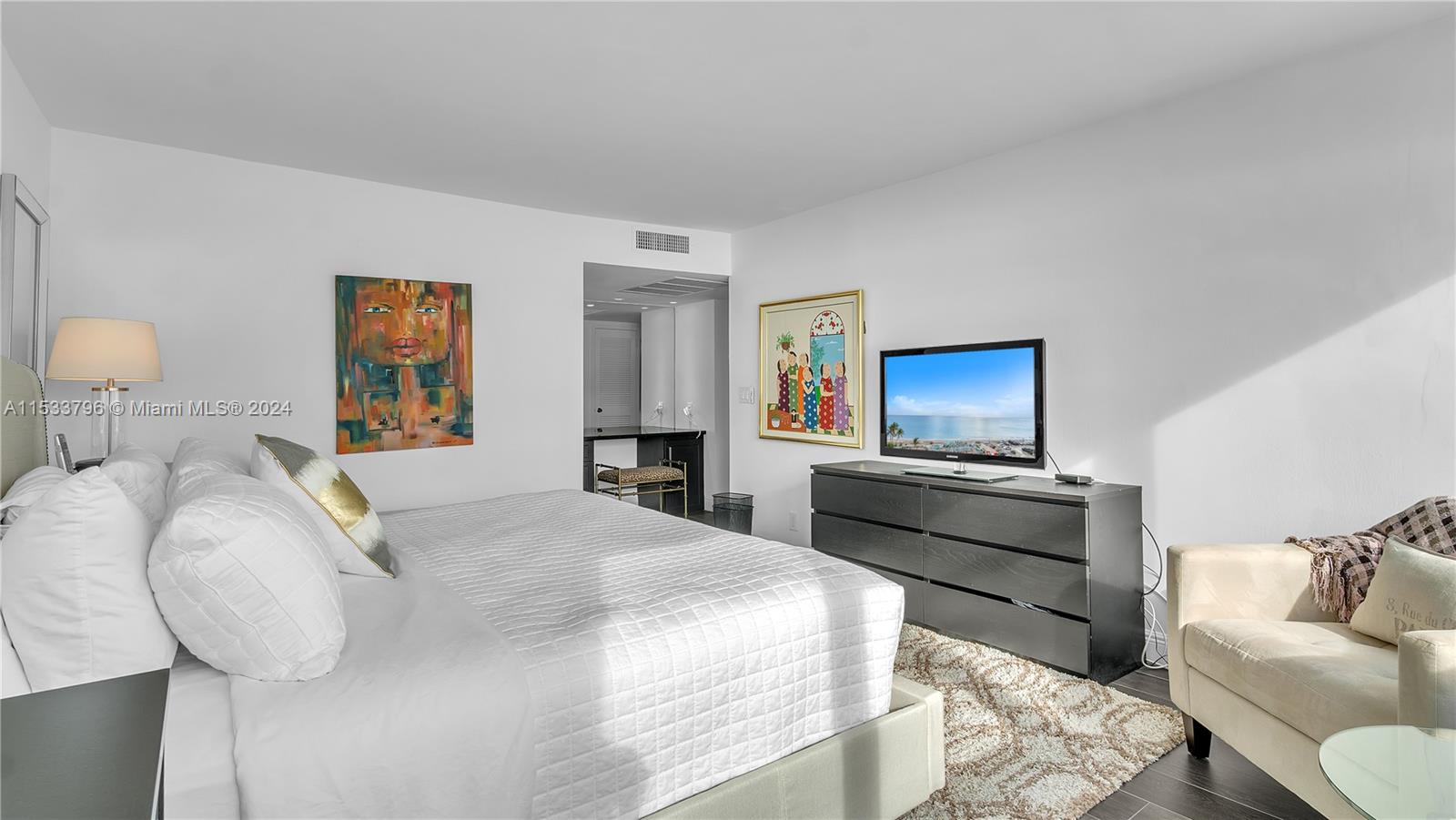 3140 S Ocean Dr (Avail 5/1-11/15) 604, Hallandale Beach, Florida 33009, 2 Bedrooms Bedrooms, ,2 BathroomsBathrooms,Residentiallease,For Rent,3140 S Ocean Dr (Avail 5/1-11/15) 604,A11533796