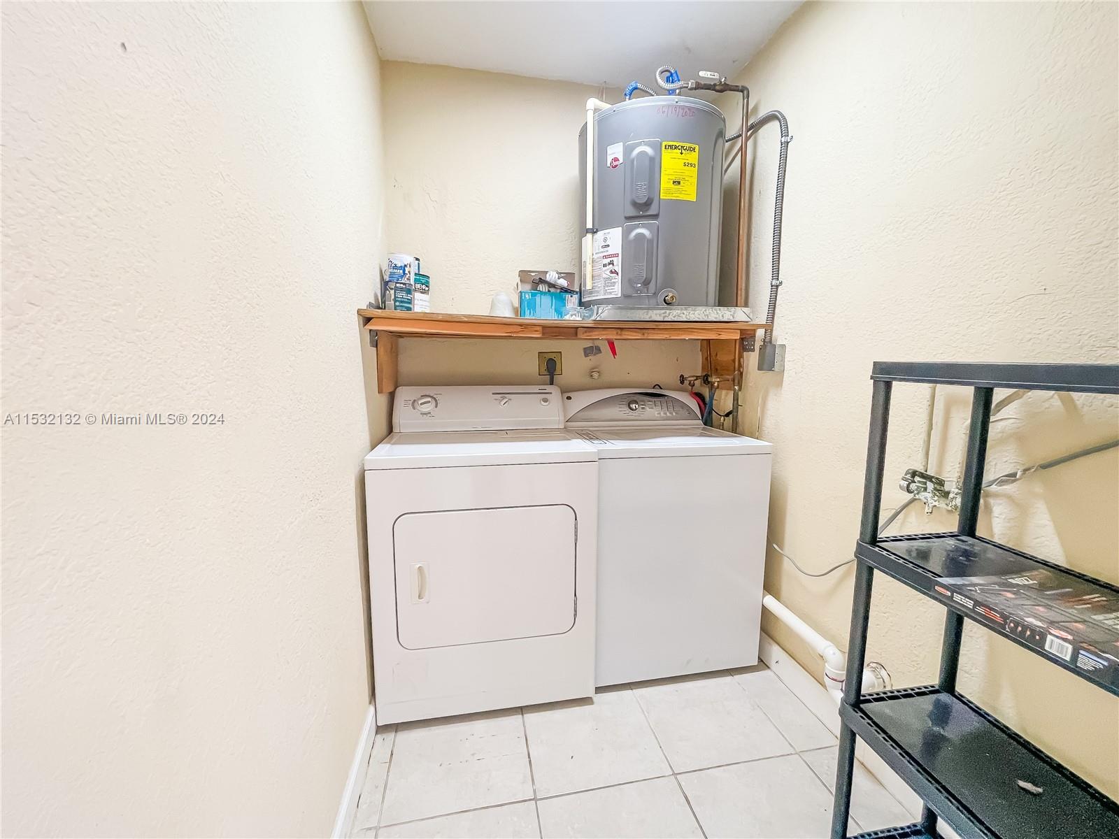 7006 NW 99th Way, Tamarac, Florida 33321, 2 Bedrooms Bedrooms, ,1 BathroomBathrooms,Residentiallease,For Rent,7006 NW 99th Way,A11532132