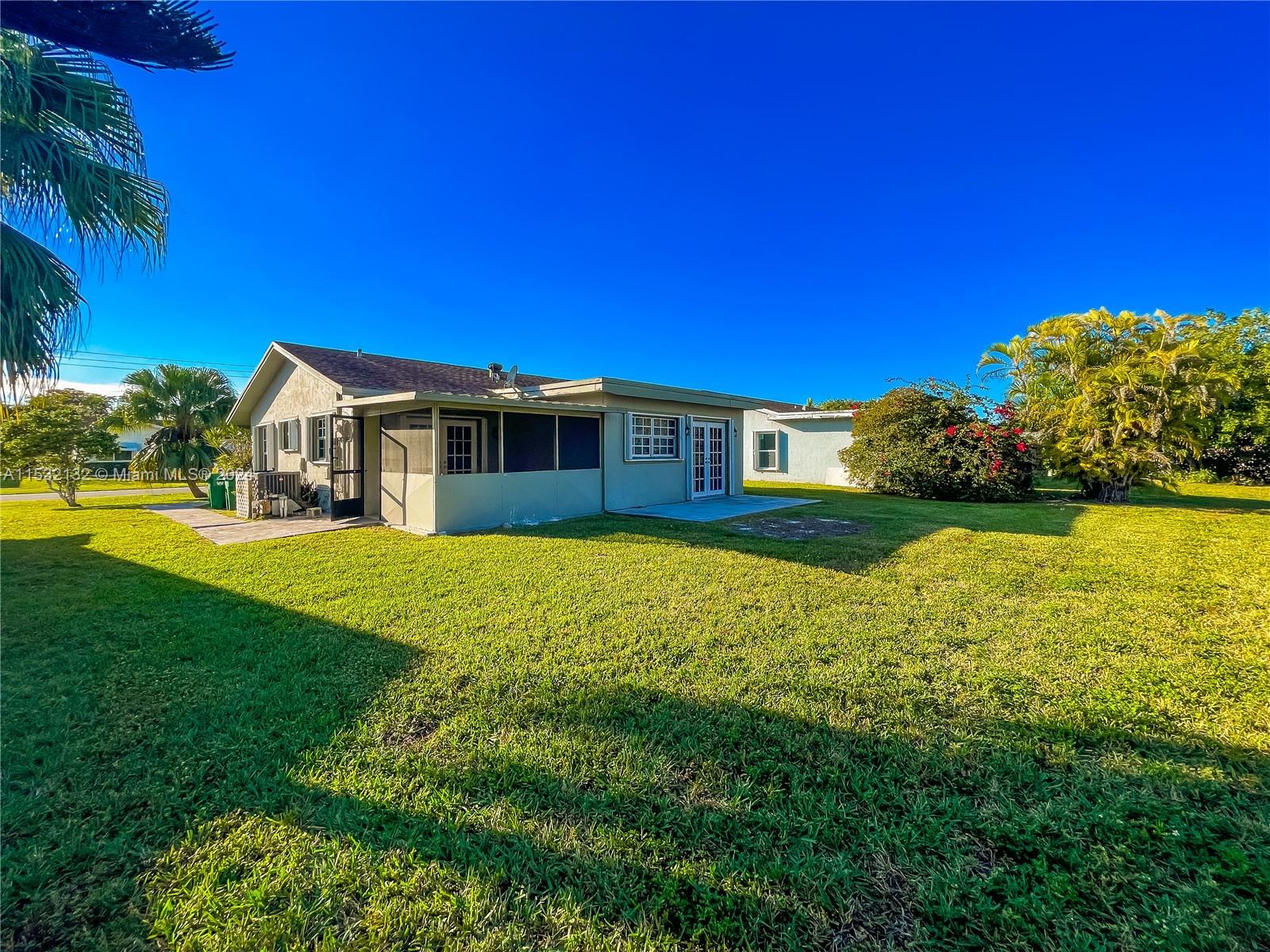 7006 NW 99th Way, Tamarac, Florida 33321, 2 Bedrooms Bedrooms, ,1 BathroomBathrooms,Residentiallease,For Rent,7006 NW 99th Way,A11532132