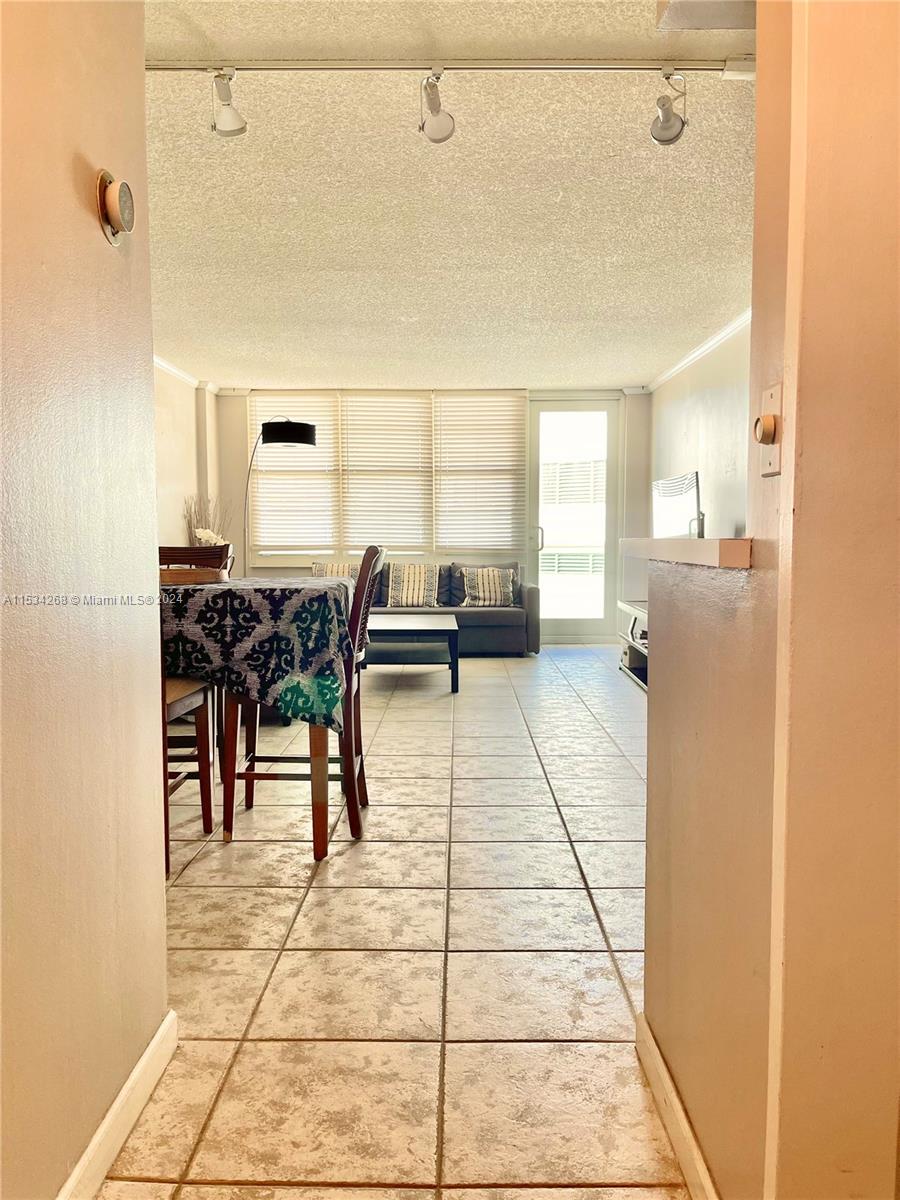 3725 S Ocean Dr 1115, Hollywood, Florida 33019, 1 Bedroom Bedrooms, ,1 BathroomBathrooms,Residentiallease,For Rent,3725 S Ocean Dr 1115,A11534268