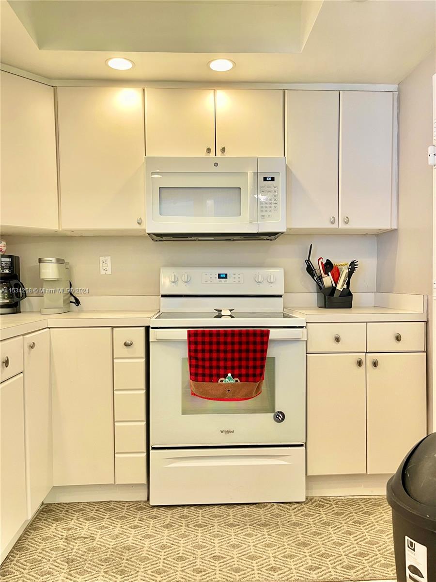 3725 S Ocean Dr 1115, Hollywood, Florida 33019, 1 Bedroom Bedrooms, ,1 BathroomBathrooms,Residentiallease,For Rent,3725 S Ocean Dr 1115,A11534268