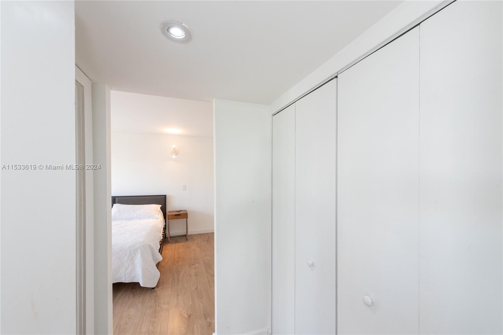 1881 Washington Ave 3D, Miami Beach, Florida 33139, 2 Bedrooms Bedrooms, ,2 BathroomsBathrooms,Residential,For Sale,1881 Washington Ave 3D,A11533619