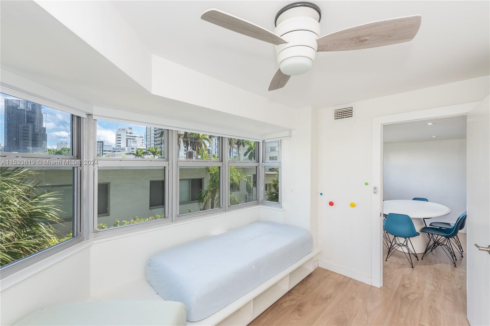 1881 Washington Ave 3D, Miami Beach, Florida 33139, 2 Bedrooms Bedrooms, ,2 BathroomsBathrooms,Residential,For Sale,1881 Washington Ave 3D,A11533619