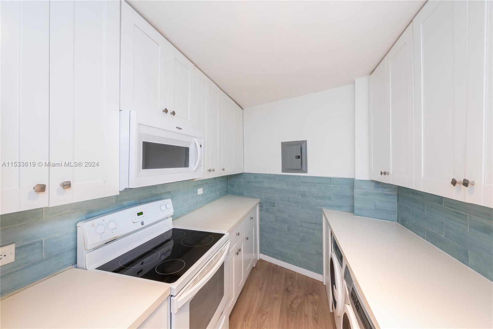 1881 Washington Ave 3D, Miami Beach, Florida 33139, 2 Bedrooms Bedrooms, ,2 BathroomsBathrooms,Residential,For Sale,1881 Washington Ave 3D,A11533619