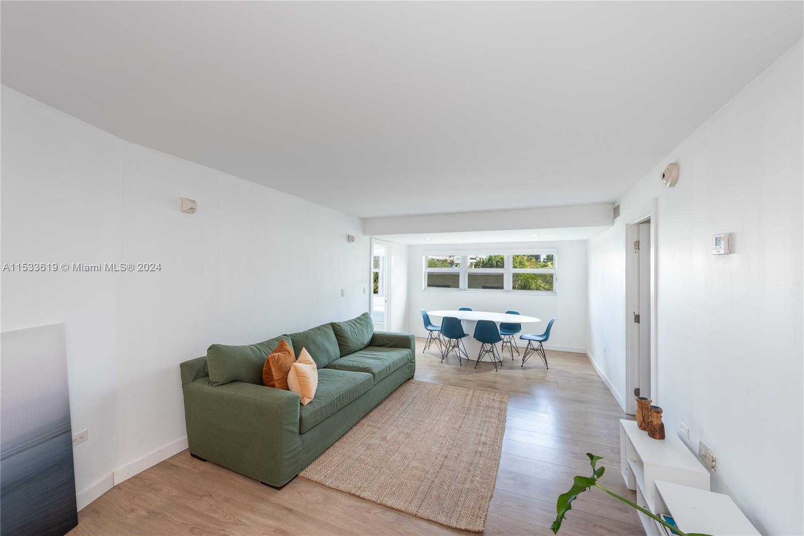 1881 Washington Ave 3D, Miami Beach, Florida 33139, 2 Bedrooms Bedrooms, ,2 BathroomsBathrooms,Residential,For Sale,1881 Washington Ave 3D,A11533619