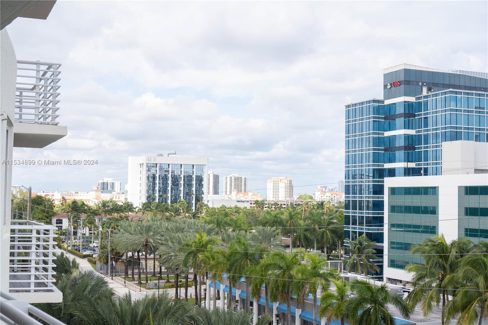 18800 NE 29th Ave 614, Aventura, Florida 33180, 3 Bedrooms Bedrooms, ,2 BathroomsBathrooms,Residentiallease,For Rent,18800 NE 29th Ave 614,A11534899