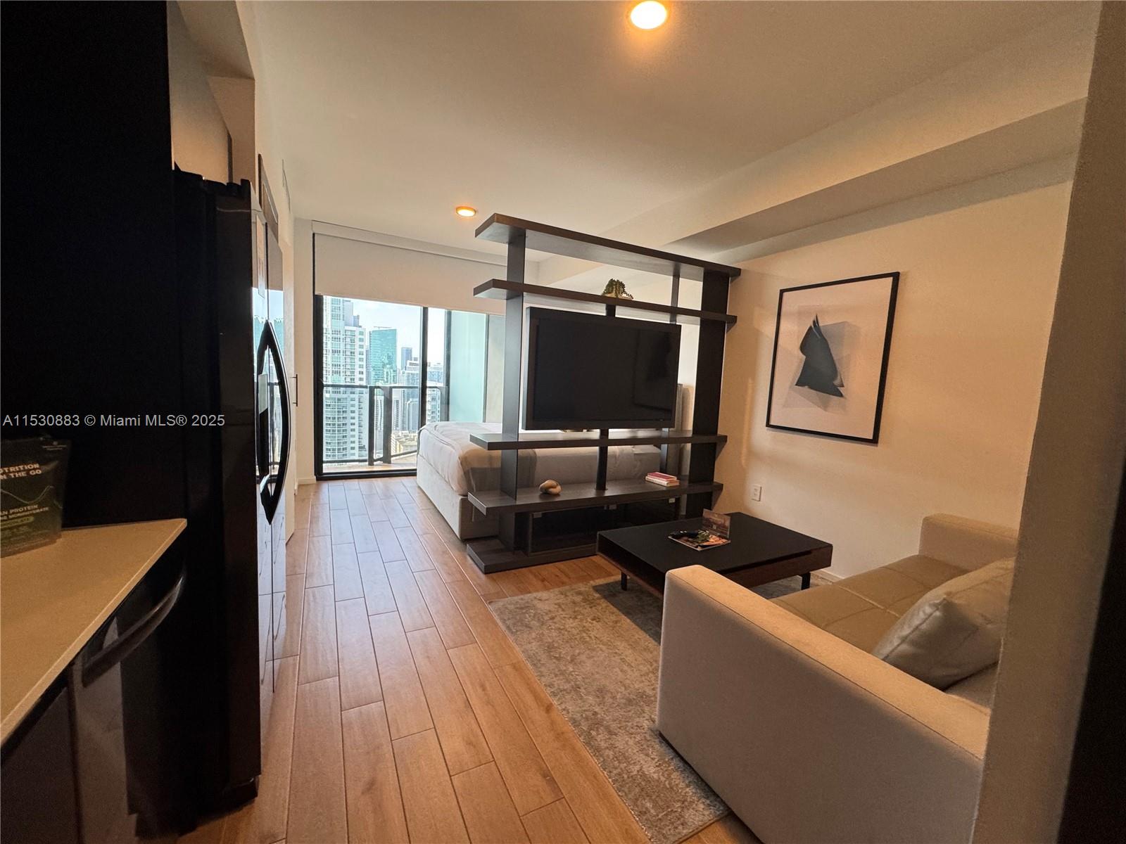 398 NE 5th St 3813, Miami, Florida 33132, ,1 BathroomBathrooms,Residential,For Sale,398 NE 5th St 3813,A11530883