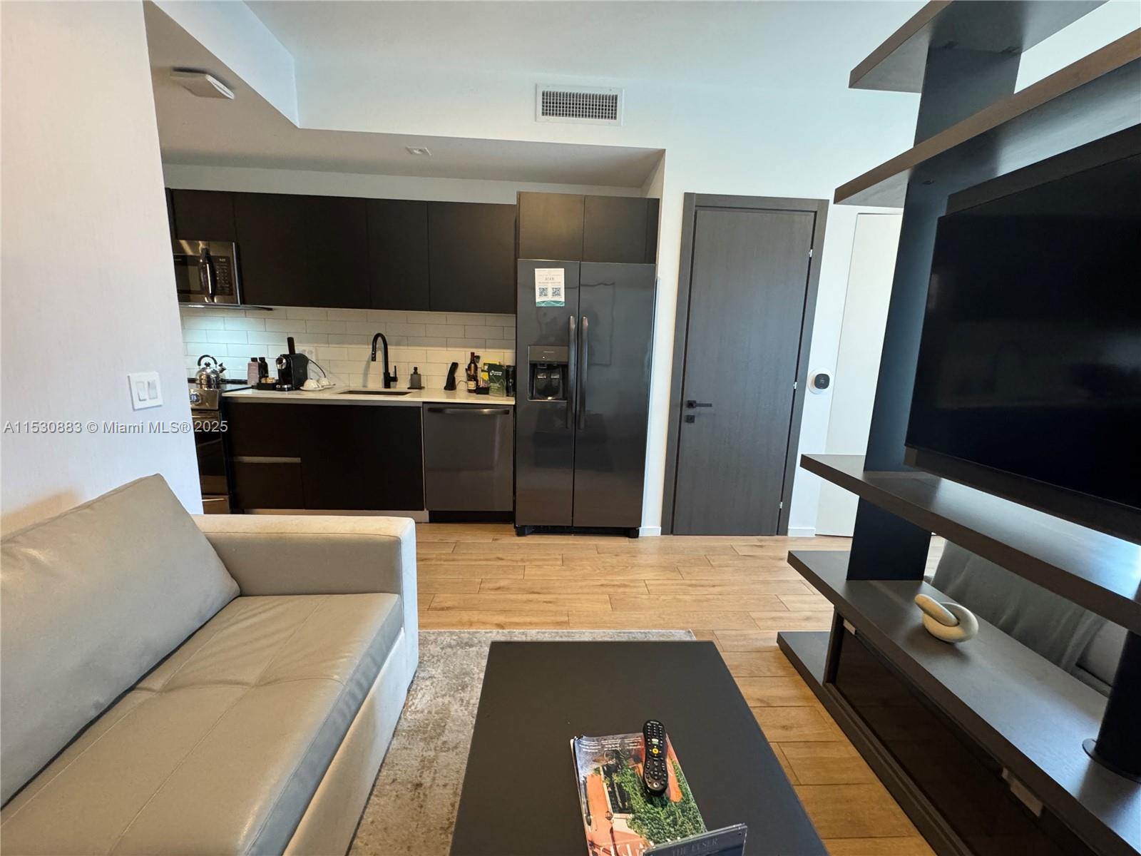 398 NE 5th St 3813, Miami, Florida 33132, ,1 BathroomBathrooms,Residential,For Sale,398 NE 5th St 3813,A11530883