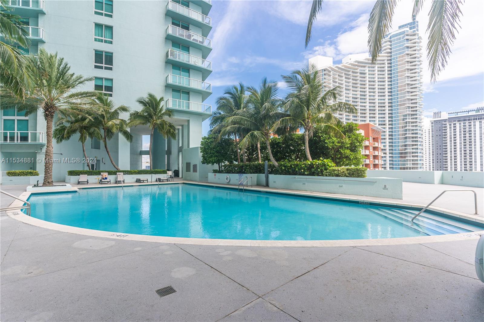 1900 N Bayshore Dr 2003, Miami, Florida 33132, 1 Bedroom Bedrooms, ,1 BathroomBathrooms,Residential,For Sale,1900 N Bayshore Dr 2003,A11534881